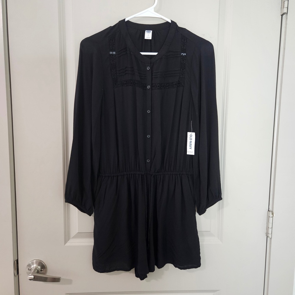 Old Navy Womens Black Long Sleeve Crochet Lace Pintuck Romper Size S NWT NEW